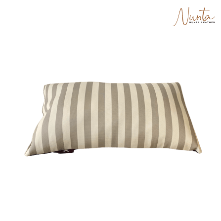 หมอนพิง Nunta Leather รุ่น Sunkissed Size: 18x10 นิ้ว สีกาแฟ-กาแฟอ่อน_0